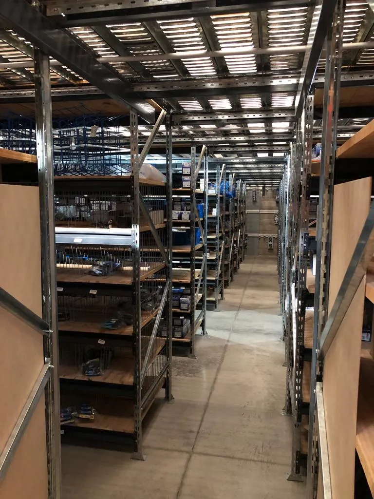 1. Rack picking con base de madera